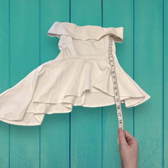 Lulus White Asymmetrical Off The Shoulder Spring Blouse Size S - Picture 4 of 9